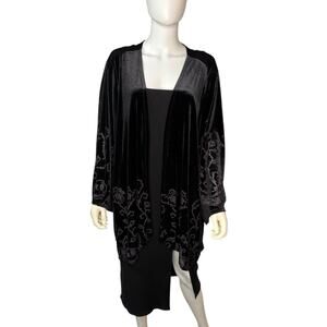 Torrid Black Velvet Nightmare Before Christmas Open Kimono Cardigan 2X-5X